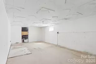 541 Paragon Pkwy, Waynesville, NC 28786 - Photo 23