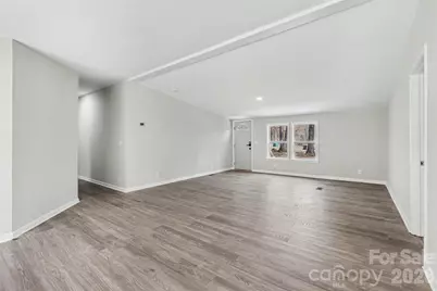 5050 Park Creek Drive, Mount Holly, NC 28120 - Photo 5