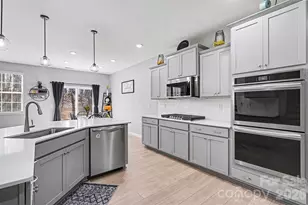 310 Hamptons Cove Rd, Troutman, NC 28166 - Photo 11