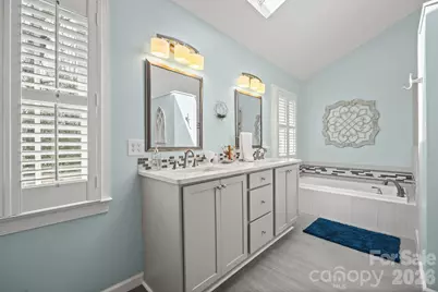 4125 Hideaway Court NE, Hickory, NC 28601 - Photo 27