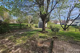 3308 Covelo Ct, Charlotte, NC 28262 - Photo 35