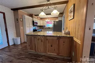 204 Reed Dr, Flat Rock, NC 28731 - Photo 9