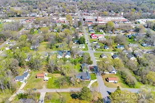 512 S 12th St, Bessemer City, NC 28016 - Photo 11