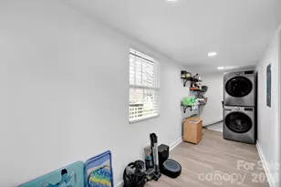 512 S 12th St, Bessemer City, NC 28016 - Photo 19