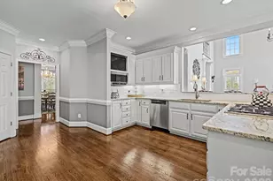 1321 Churchill Downs Dr, Waxhaw, NC 28173 - Photo 9