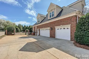 1321 Churchill Downs Dr, Waxhaw, NC 28173 - Photo 35