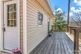 114 Elden St, Hendersonville, NC 28791 - Photo 3