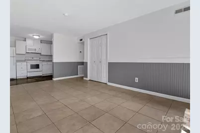 114 Elden Street, Hendersonville, NC 28791 - Photo 19