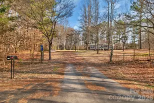 1820 Conners Ln, York, SC 29745 - Photo 3