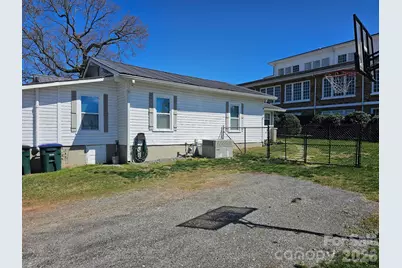 213 Colombo Street NW, Valdese, NC 28690 - Photo 15