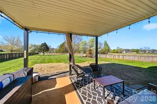 5050 Orchard Park Dr, Hickory, NC 28602 - Photo 37