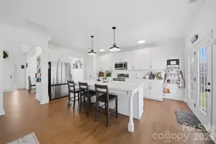 5050 Orchard Park Dr, Hickory, NC 28602 - Photo 11