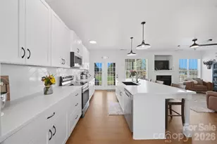 5050 Orchard Park Dr, Hickory, NC 28602 - Photo 13