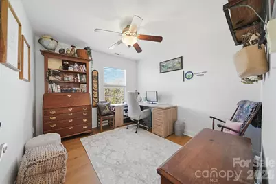 5050 Orchard Park Drive, Hickory, NC 28602 - Photo 29