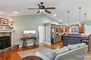 74 Woodson Dr, Mars Hill, NC 28754 - Photo 3