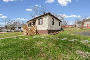 1866 Hilltop Cir, Gastonia, NC 28054 - Photo 1