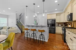 10421 Royal Winchester Dr, Charlotte, NC 28277 - Photo 15