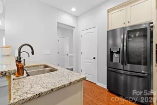 10421 Royal Winchester Dr, Charlotte, NC 28277 - Photo 21