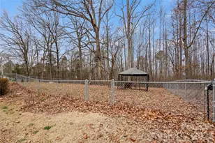 2231 Snuggs Park Rd, Albemarle, NC 28001 - Photo 23