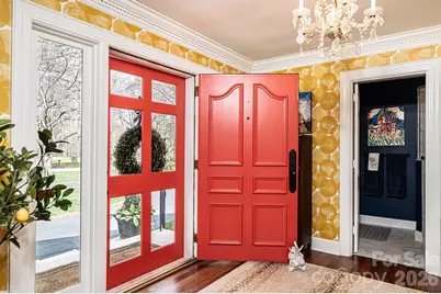 935 18th Avenue Drive NW, Hickory, NC 28601 - Photo 3