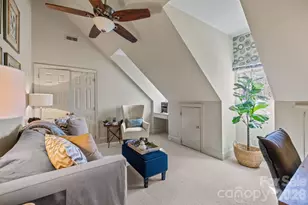 2727 Hampton Ave, Charlotte, NC 28207 - Photo 33