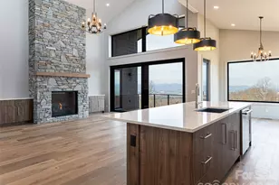 247 Coachman Dr, Hendersonville, NC 28791 - Photo 19