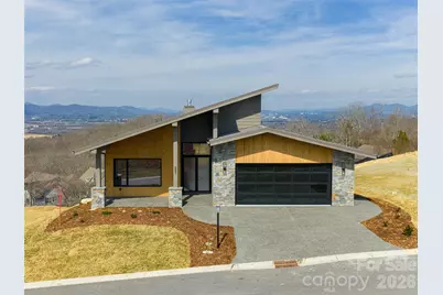 247 Coachman Drive, Hendersonville, NC 28791 - Photo 5