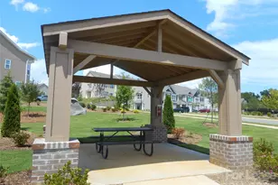 8731 Harris Lake Ln, Charlotte, NC 28269 - Photo 23