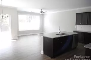 8731 Harris Lake Ln, Charlotte, NC 28269 - Photo 21