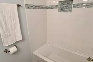 1649 Arlyn Cir, Charlotte, NC 28213 - Photo 15