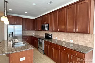 16110 Cloverleaf Ct, Charlotte, NC 28277 - Photo 9