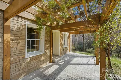 917 Zeline Avenue NE, Valdese, NC 28690 - Photo 5