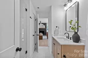 2461 Eaton Rd, Charlotte, NC 28205 - Photo 19