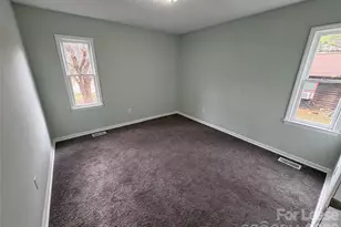 2610 Tablerock Rd, Lenoir, NC 28645 - Photo 7