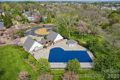 8348 Highland Glen Drive, Charlotte, NC 28269 - Photo 27