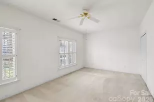 8348 Highland Glen Dr, Charlotte, NC 28269 - Photo 17