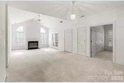 8348 Highland Glen Drive, Charlotte, NC 28269 - Photo 3