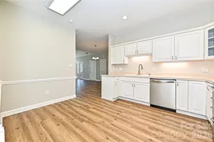 8348 Highland Glen Dr, Charlotte, NC 28269 - Photo 11