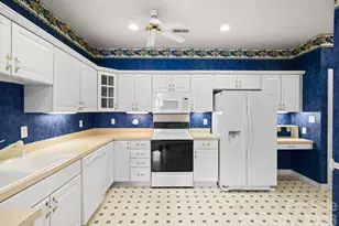 8348 Highland Glen Dr, Charlotte, NC 28269 - Photo 9