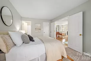 6039 Gray Gate Ln, Charlotte, NC 28210 - Photo 7