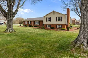 1070 Dunns Mountain Rd, Salisbury, NC 28146 - Photo 3