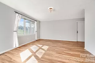 28 Westview Ln, Weaverville, NC 28787 - Photo 17