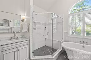 11132 Colonial Country Ln, Charlotte, NC 28277 - Photo 25