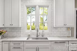 11132 Colonial Country Ln, Charlotte, NC 28277 - Photo 17