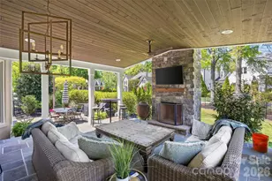 11132 Colonial Country Ln, Charlotte, NC 28277 - Photo 39