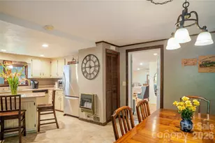 2506 Anders Dr, Hendersonville, NC 28791 - Photo 31