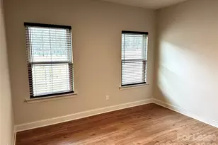 521 N Linwood Ave, Charlotte, NC 28216 - Photo 15