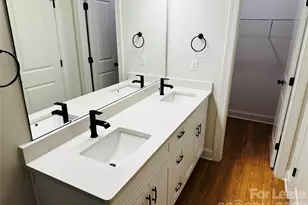 521 N Linwood Ave, Charlotte, NC 28216 - Photo 21