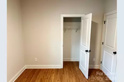 521 N Linwood Avenue, Charlotte, NC 28216 - Photo 35