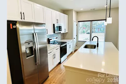 521 N Linwood Avenue, Charlotte, NC 28216 - Photo 11